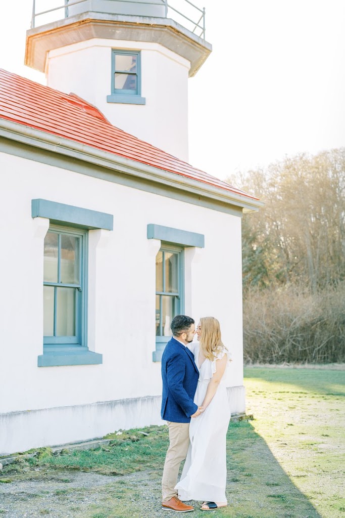 Vashon Island engagement session by Tacoma wedding photographers Something Minted