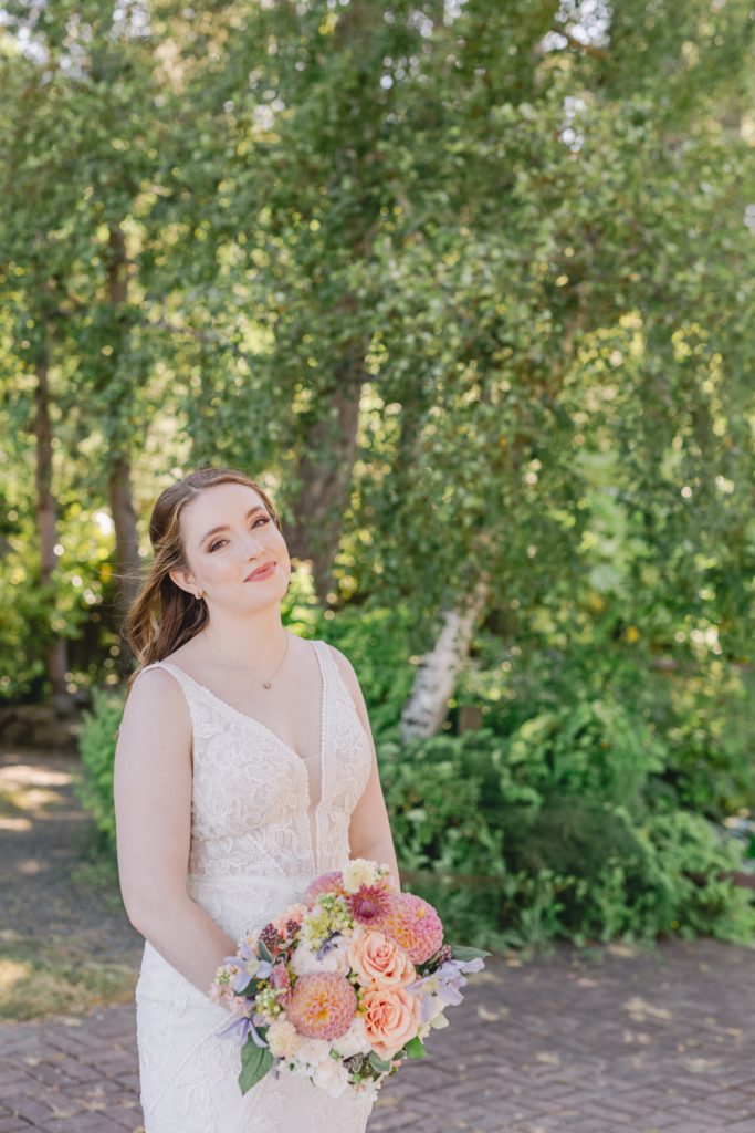 Kiana Lodge Wedding-Garden Wedding-Pacific Northwest Photographers-Something Minted Photography
