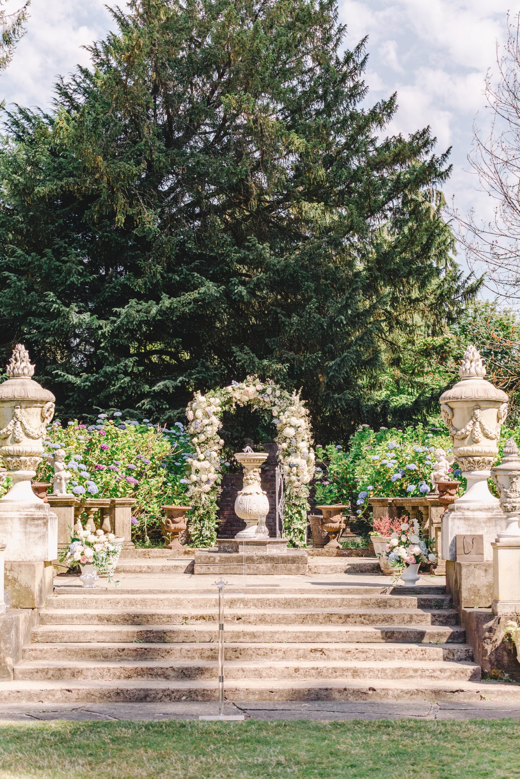 Thornewood Castle Wedding-Garden Estate Wedding-Pacific Northwest Photographers-Something Minted Photography